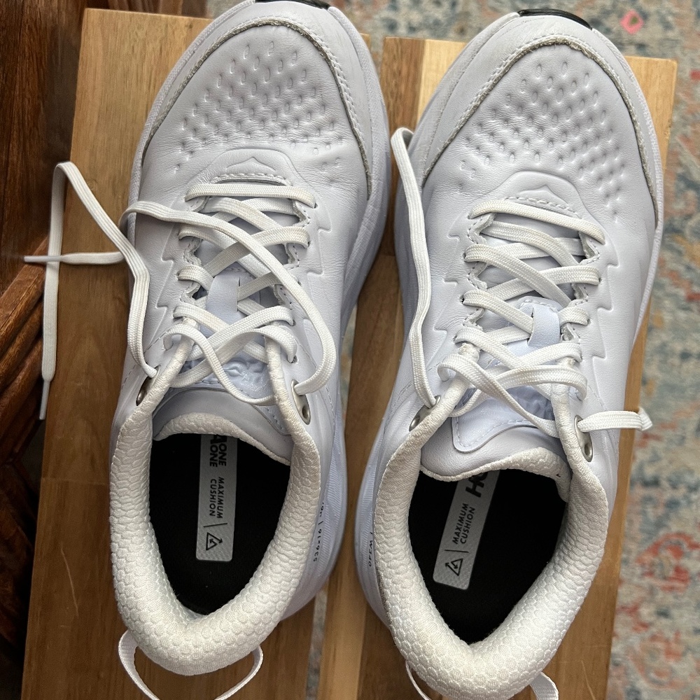 Hokas Bondi SR white - Size 8